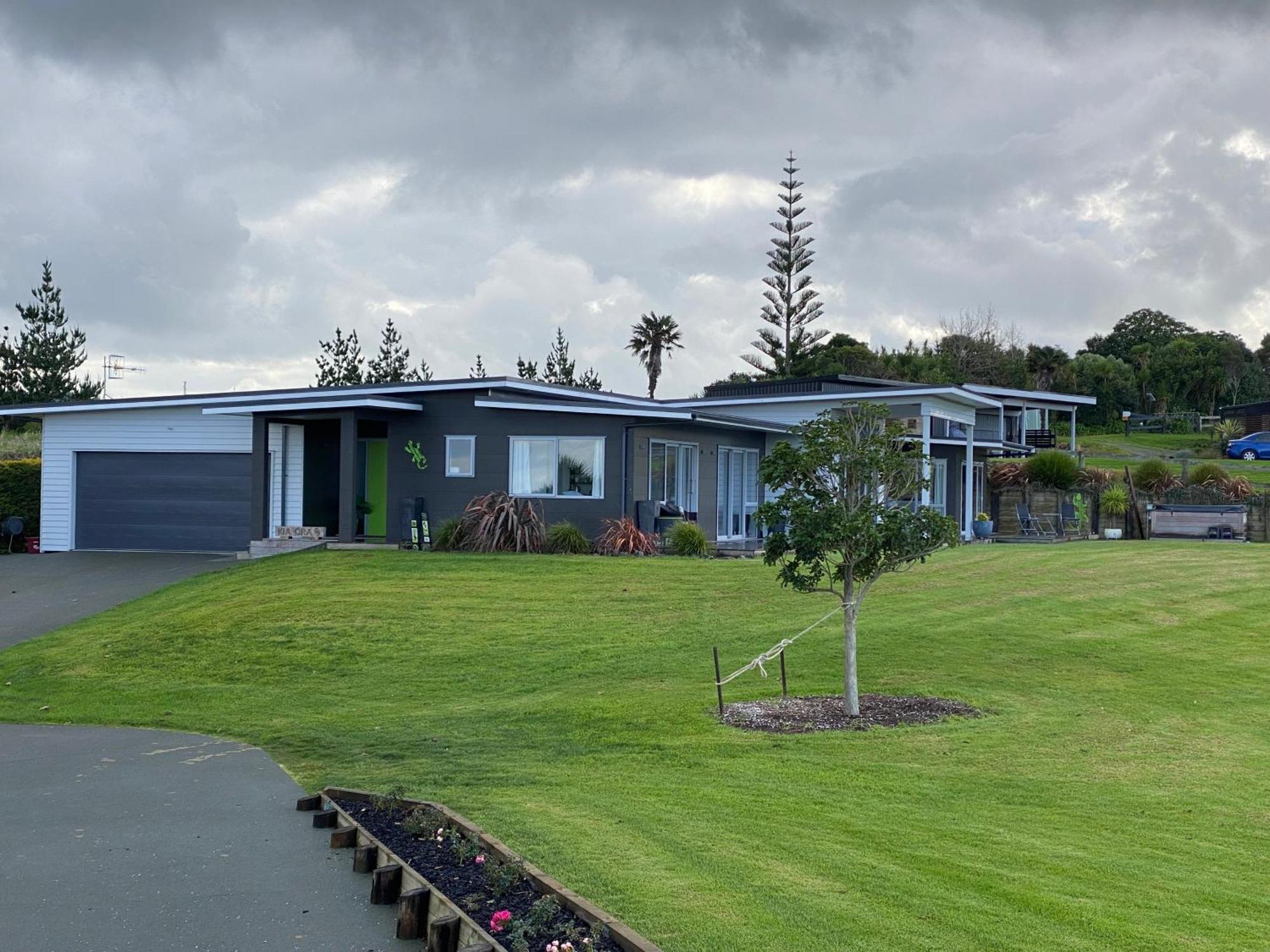 Moko Hiwi Escape - Kotare Suite Ruakaka Exterior foto